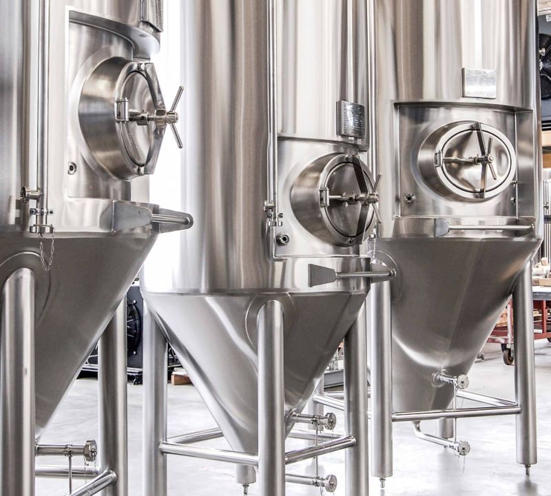 Cum alegi si folosesti un rezervor de bere profesional pentru afacerea ta